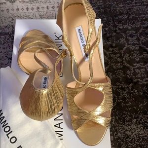 Manalo Blahnik heels